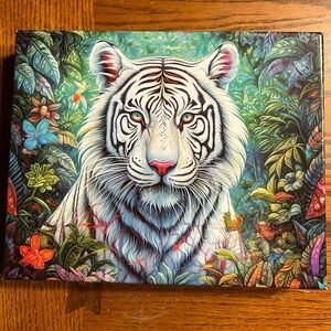 Vibrant White Tiger Puzzle 1000 pieces